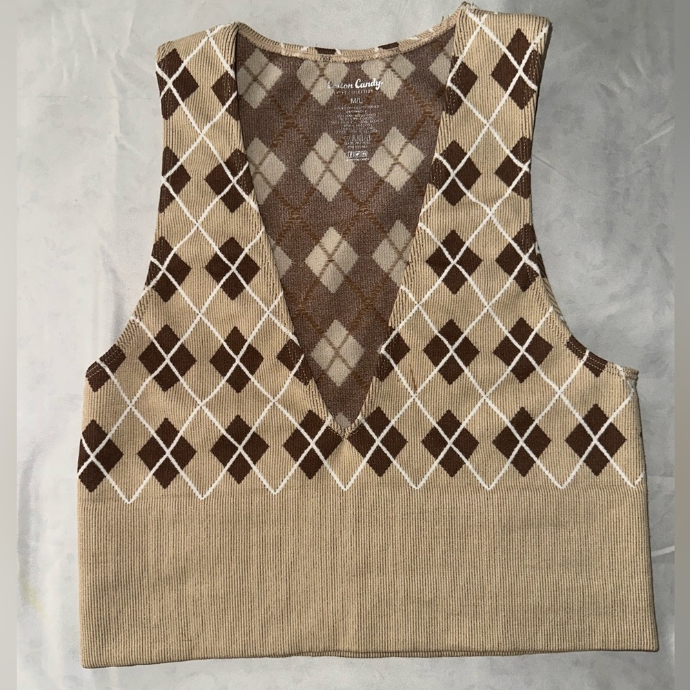 Brown crop top